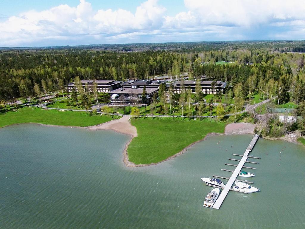 Langvik Congress Wellness Hotel Kirkkonummi Exterior photo