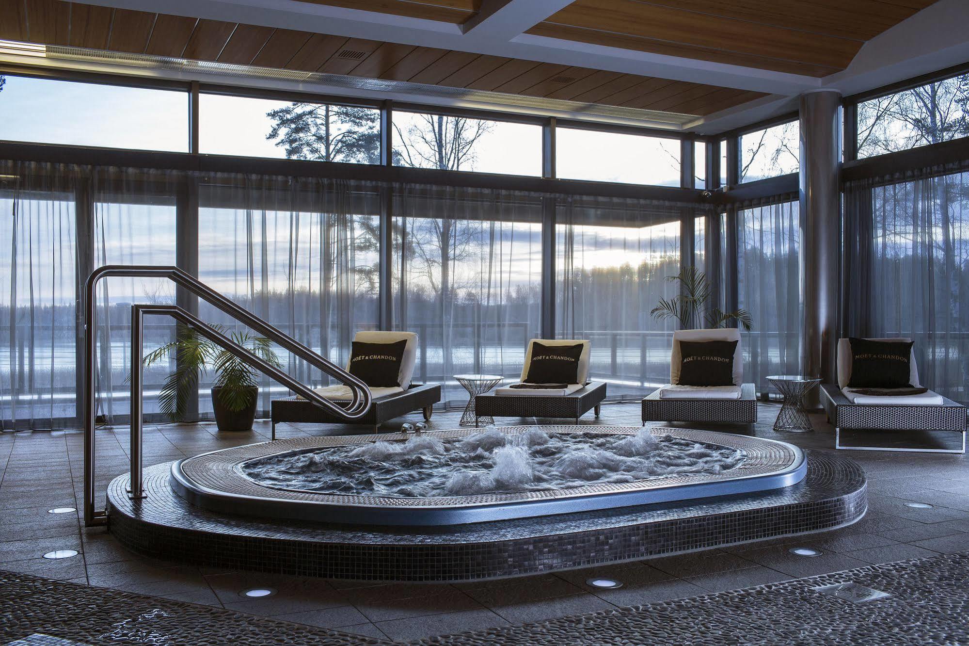 Langvik Congress Wellness Hotel Kirkkonummi Exterior photo