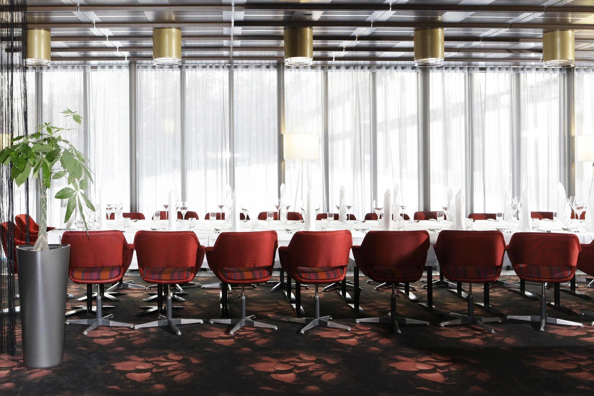 Langvik Congress Wellness Hotel Kirkkonummi Exterior photo